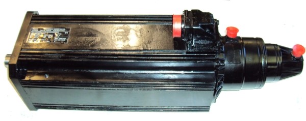 INDRAMAT SERVO MOTOR, MOD# MAC112D-0-ED-4-C/130-A-2/WI520LV/S018